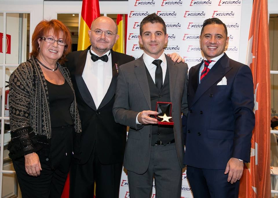 The Institute for Professional Excellence grants Dr. Panno the Gold Star and the Certificate of Excellence