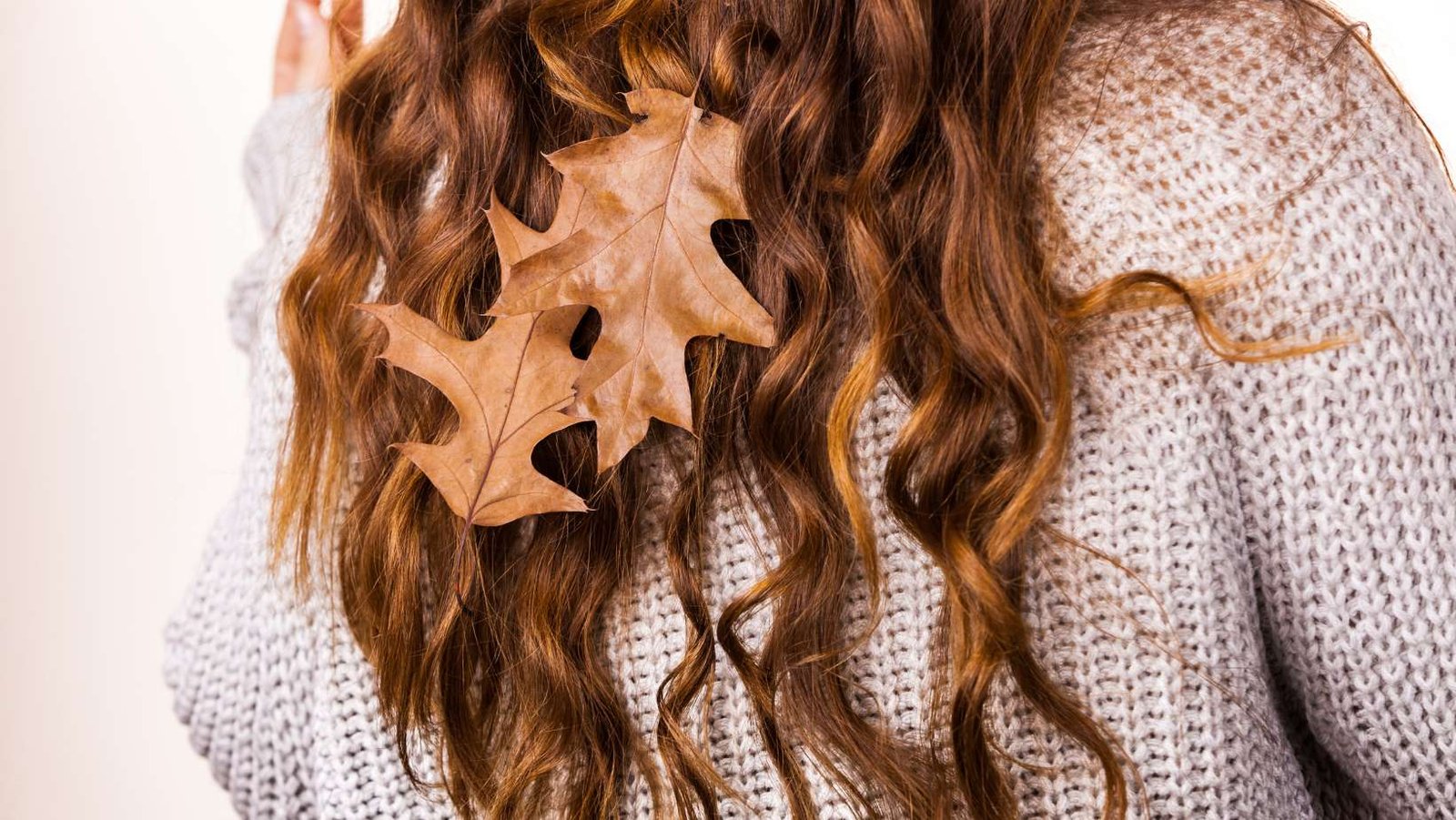 Secretos para un Cabello Deslumbrante en Otoño