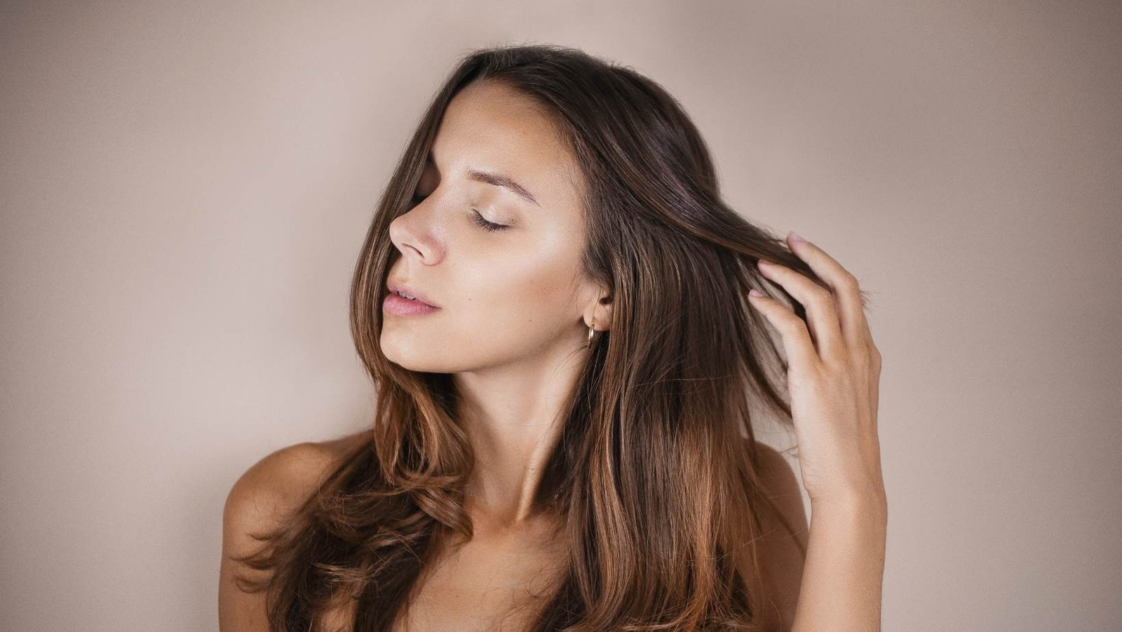 Hair transplant in women: everything you need to know