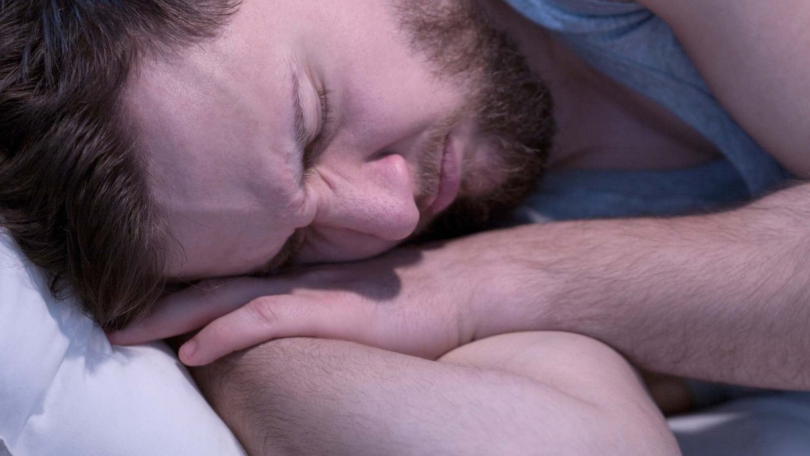 Soñar que se te cae el pelo: ¿qué significa?