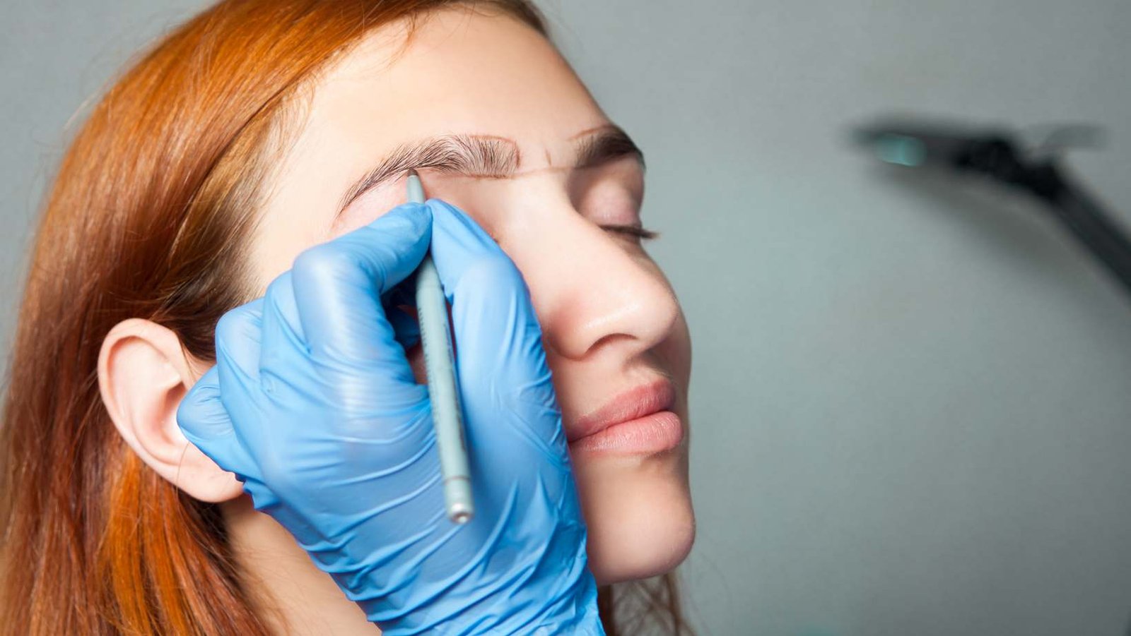 Eyebrow Transplantation in Spain: A Safe and Effective Procedure