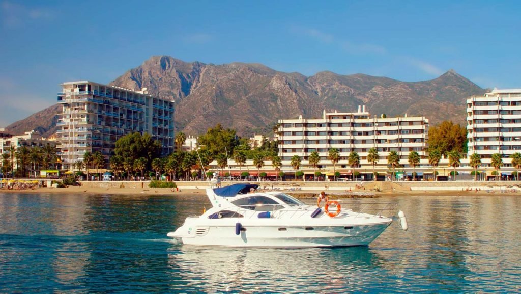 Marbella-epicentro-del-trasplante-capilar-en-España