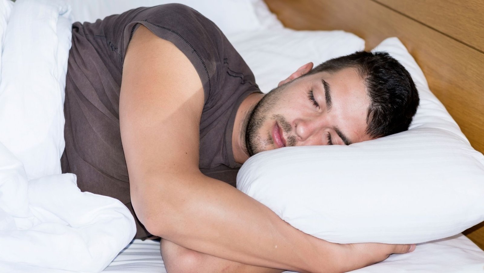 Cómo dormir tras un injerto capilar